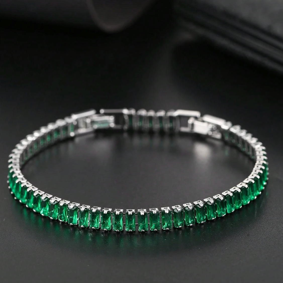 Atlas Bracelet Gold